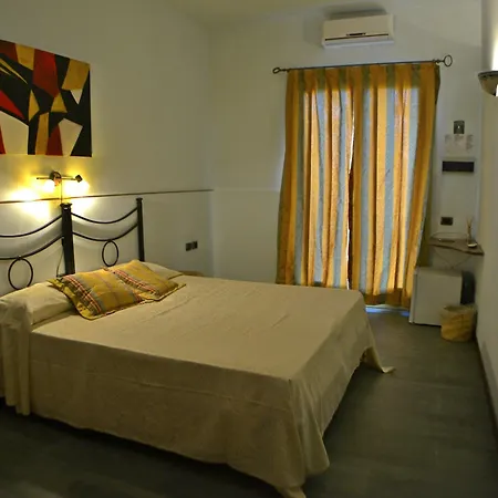 Hotell Le Sirene Olbia